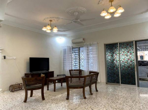 Dr NIMs Guesthouse 4 Bedrooms Bungalow